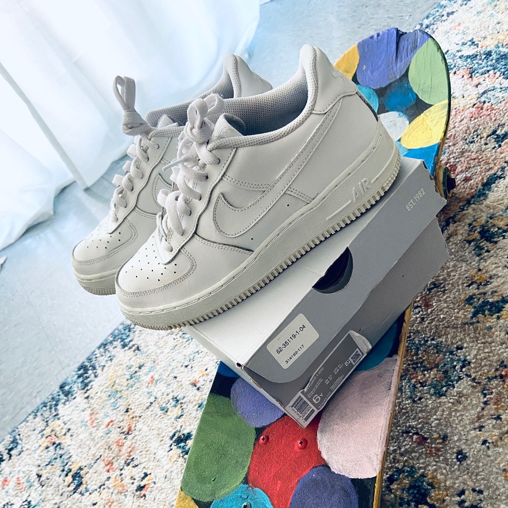 Nike Air Force 1 White